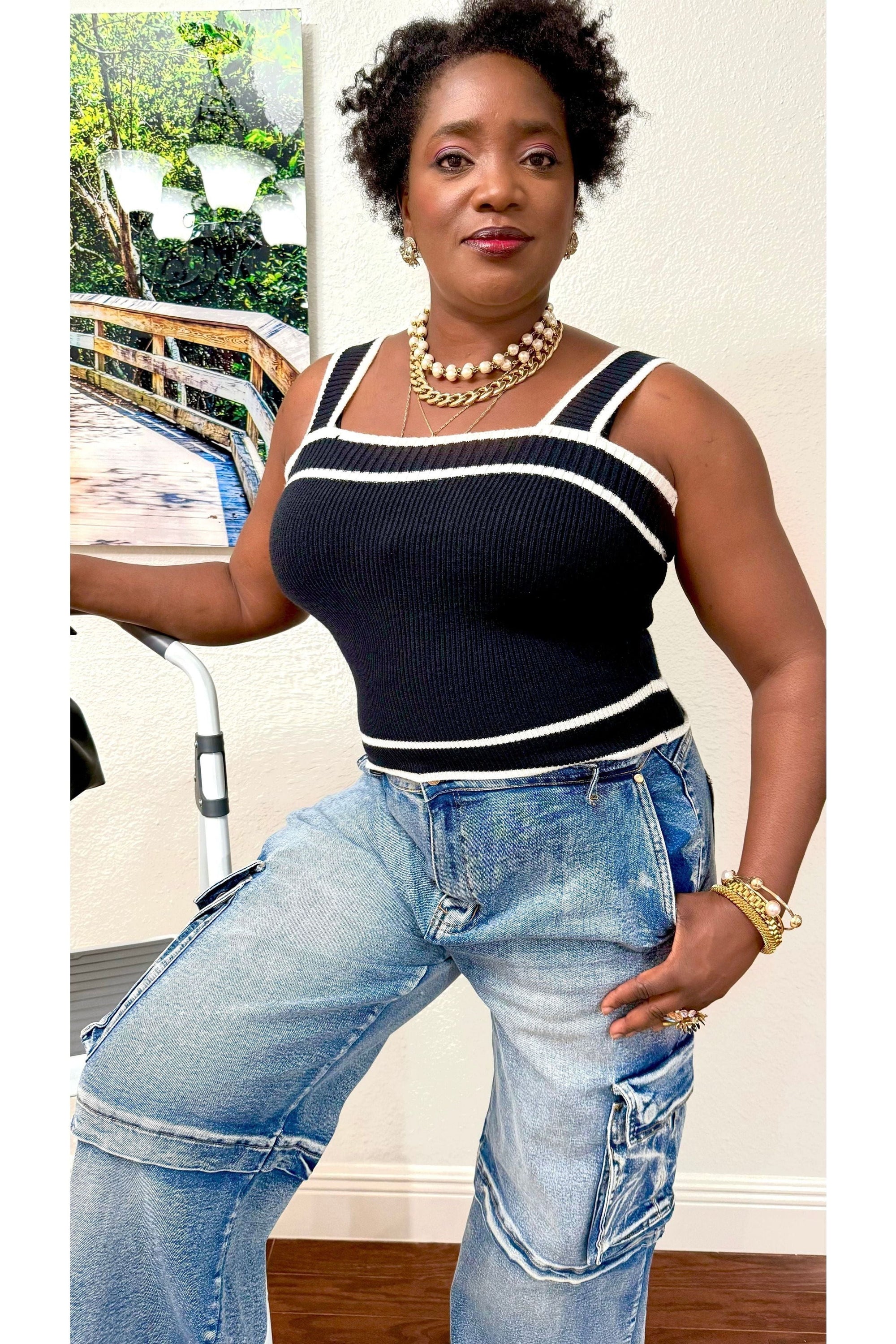 BlackContrast Edge Knit Top - D-S Fashion Sophisticated Boutique